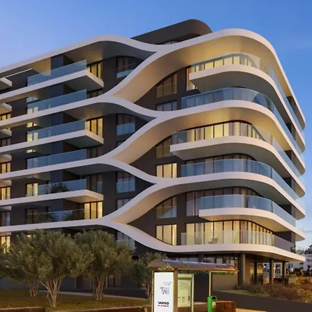 Oceanview Pearl Varino By Madeira *