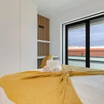 Oceanview Pearl Varino By Madeira * 푼샬